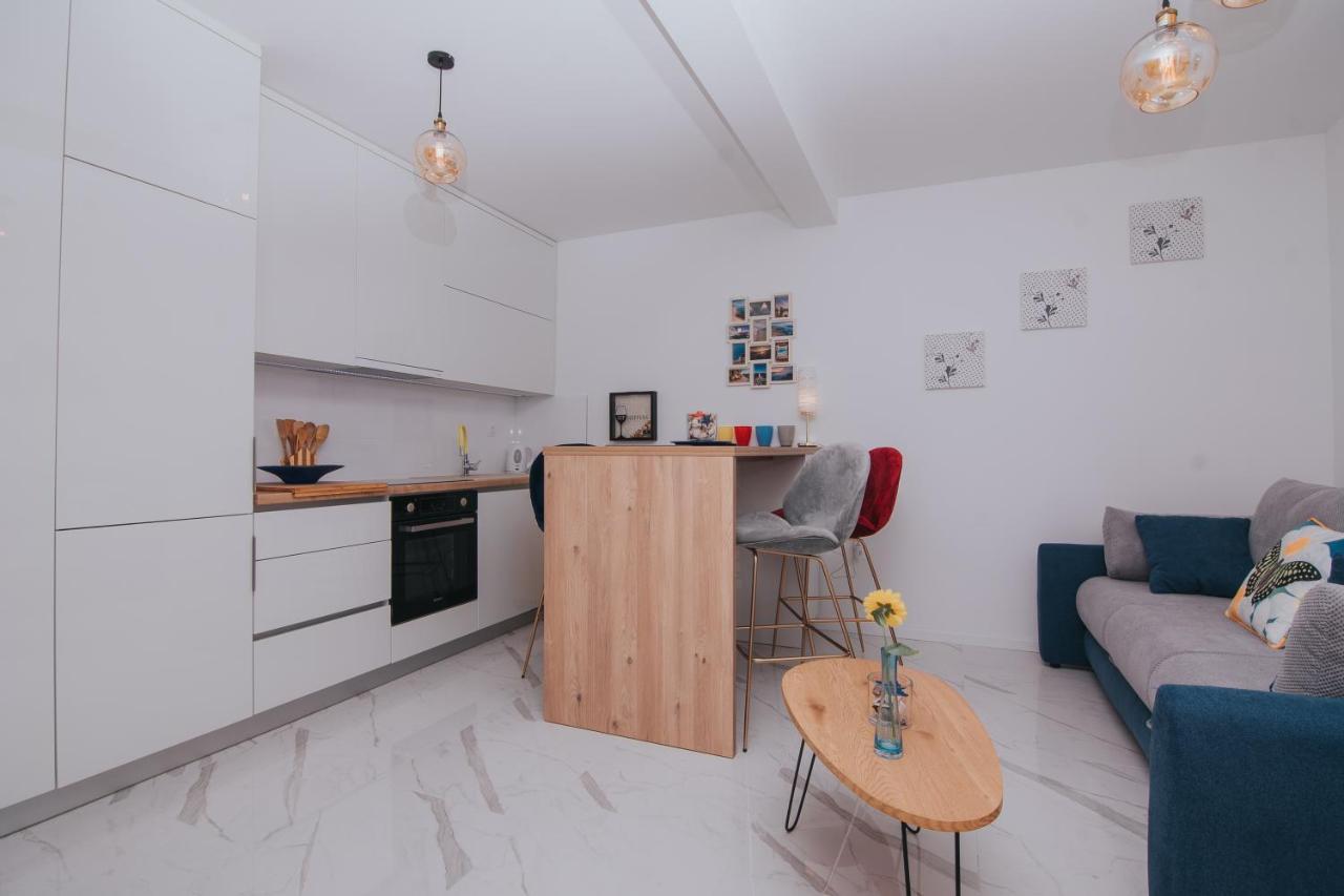 Relax Apartments Novalja Luaran gambar