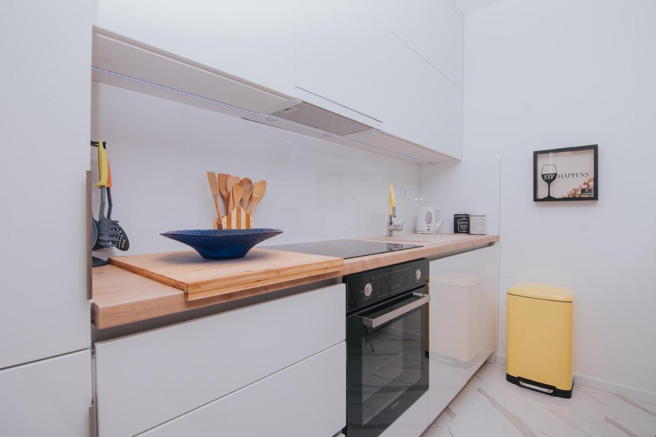 Relax Apartments Novalja Luaran gambar