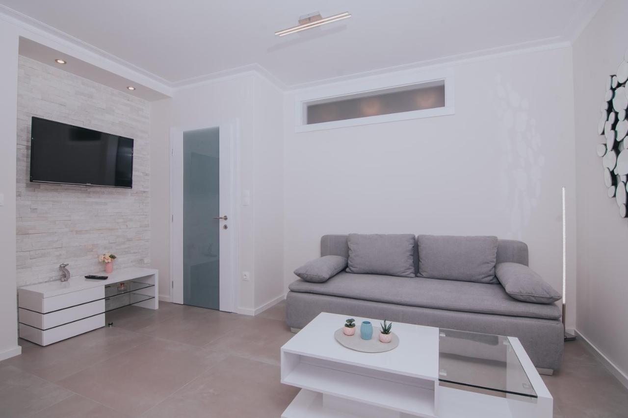 Relax Apartments Novalja Luaran gambar
