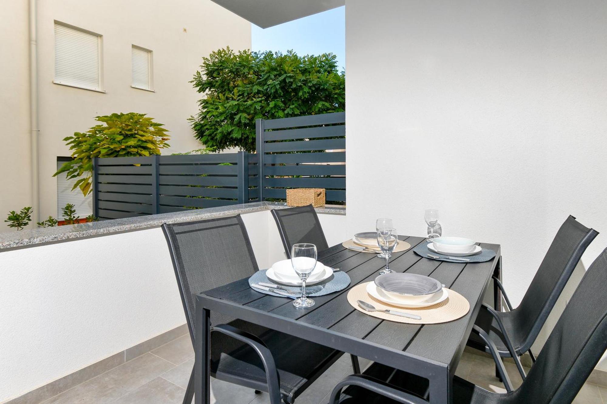 Relax Apartments Novalja Luaran gambar