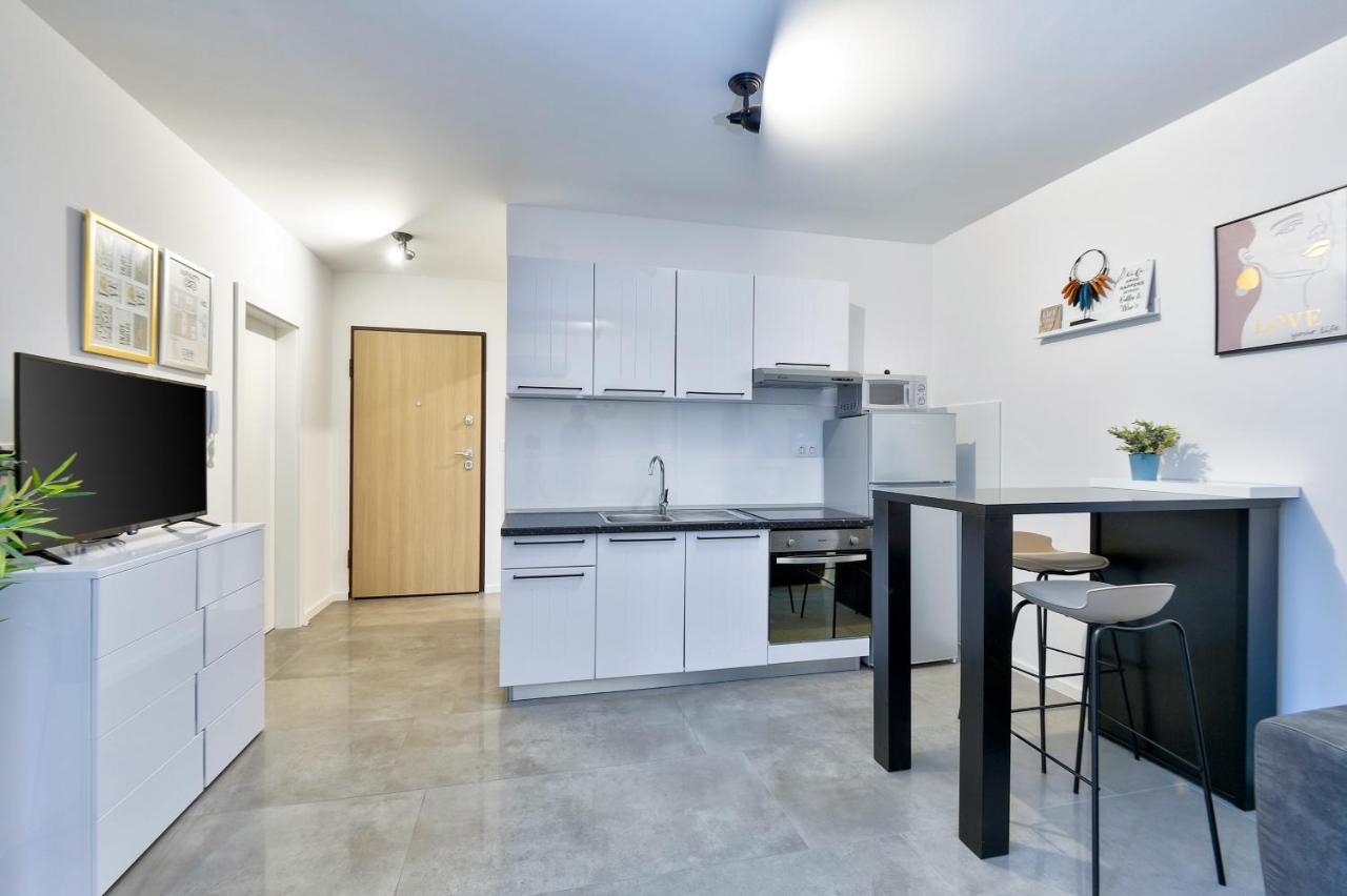 Relax Apartments Novalja Luaran gambar