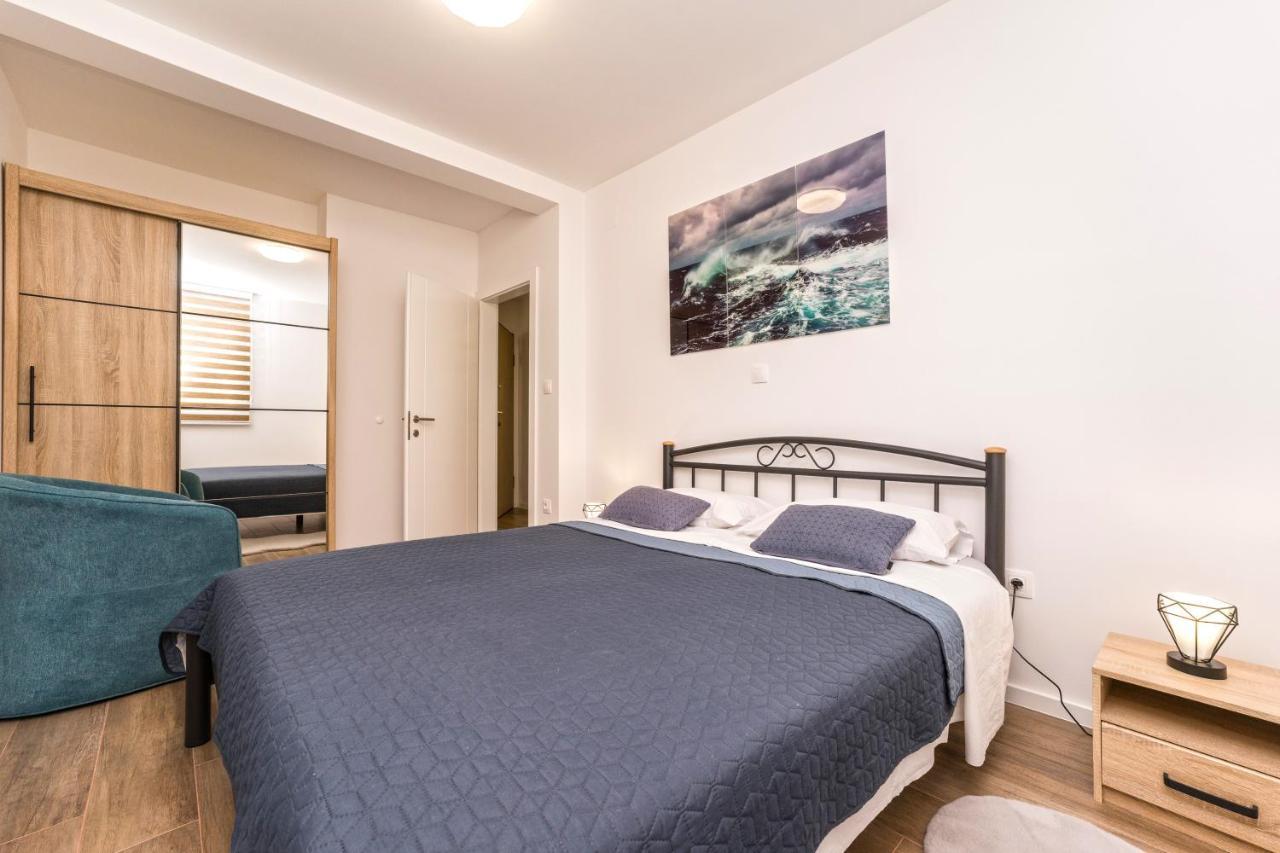 Relax Apartments Novalja Luaran gambar