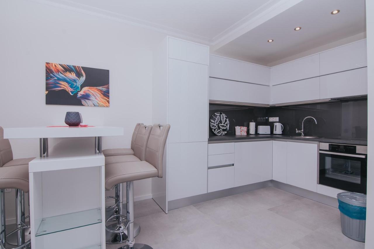 Relax Apartments Novalja Luaran gambar