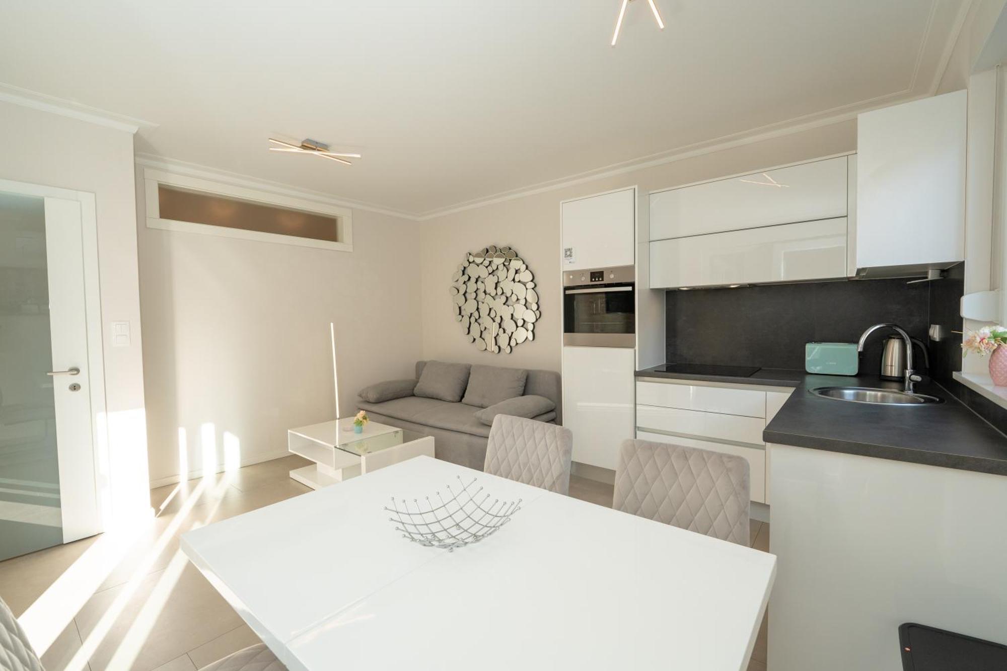 Relax Apartments Novalja Luaran gambar