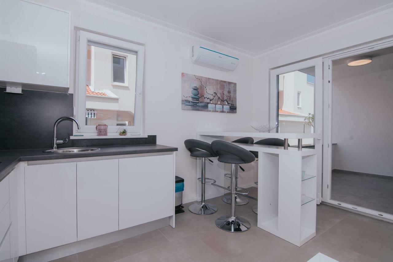 Relax Apartments Novalja Luaran gambar