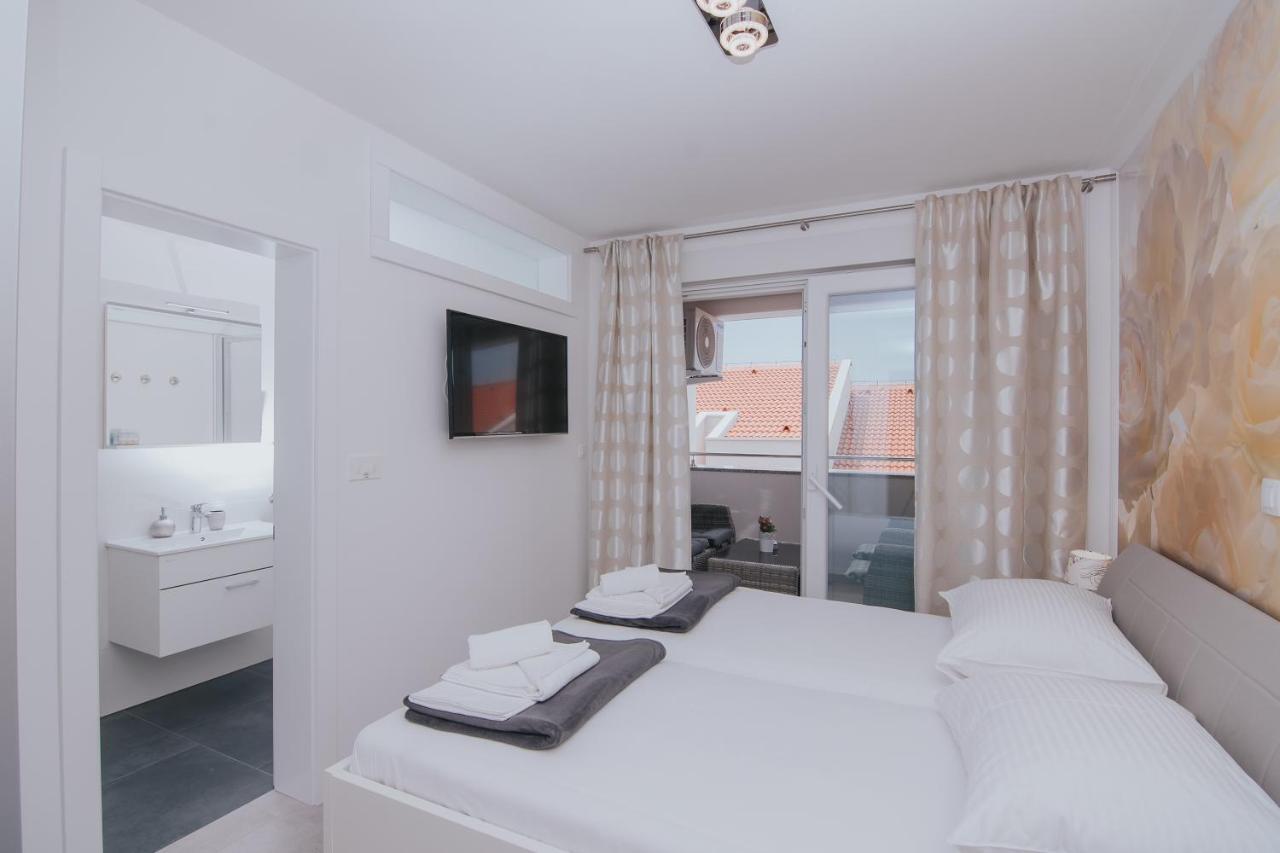 Relax Apartments Novalja Luaran gambar